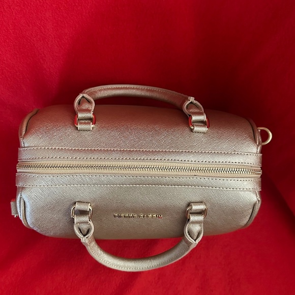 Pierre Cardin Gold Bag - Picture 6 of 16